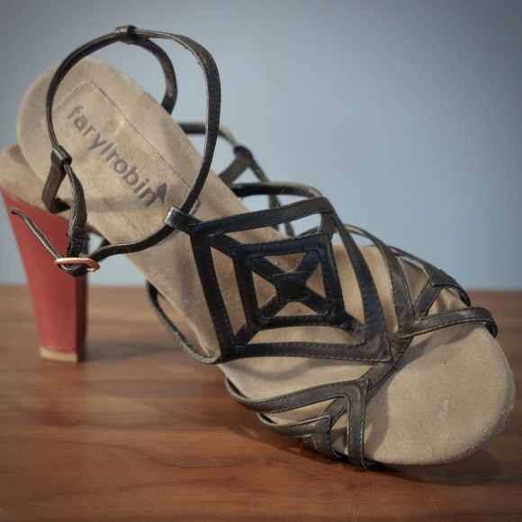 FARYLROBIN T-strap geometric strappy sandals - Picture 1 of 4